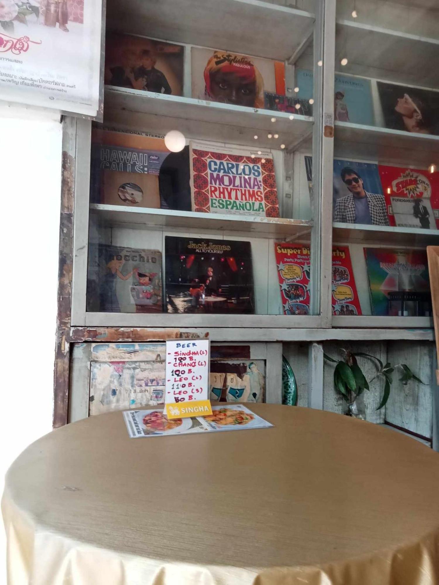 Bang Lumphu House&Bistro Apartment Bangkok Luaran gambar