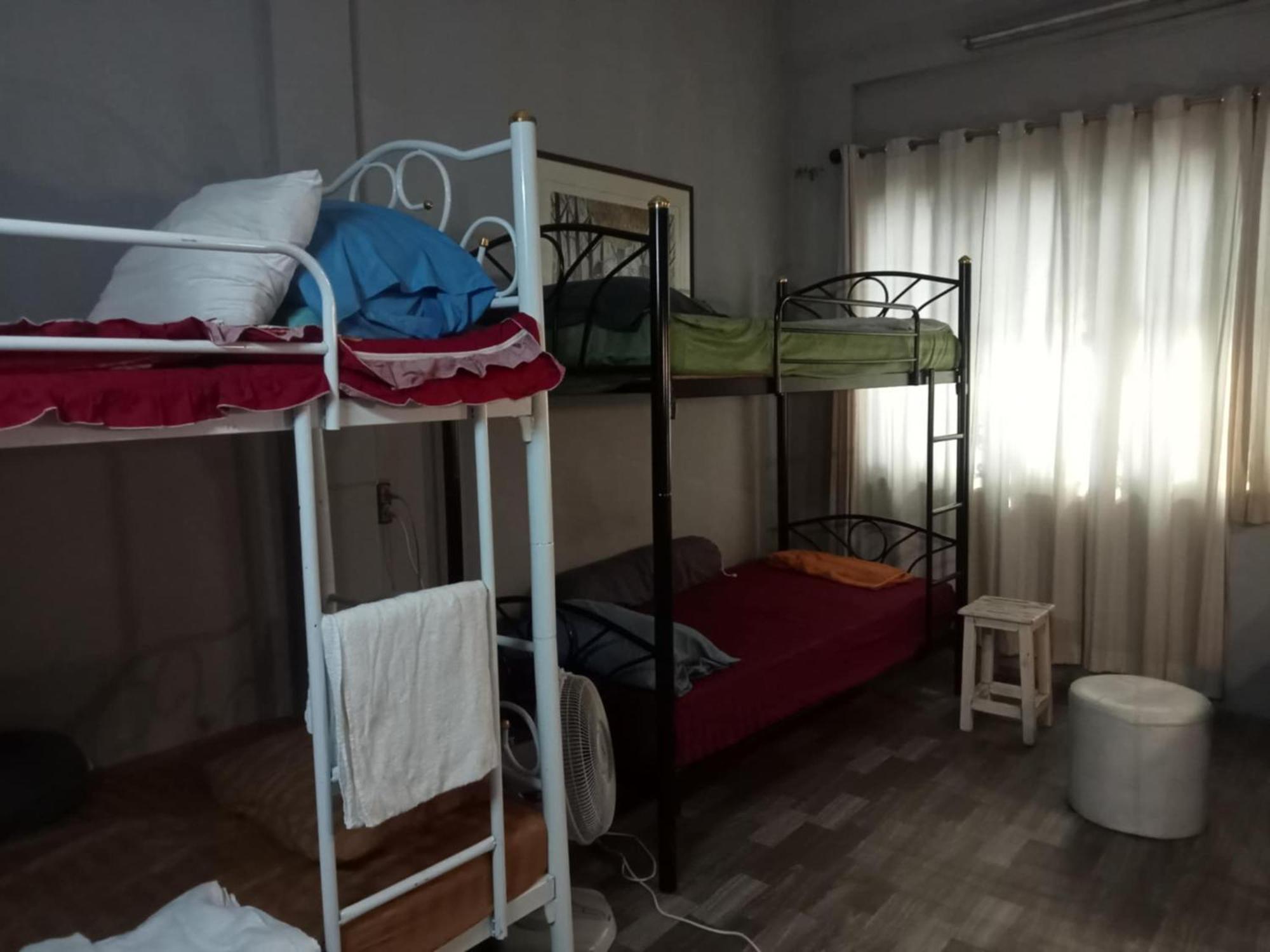 Bang Lumphu House&Bistro Apartment Bangkok Luaran gambar
