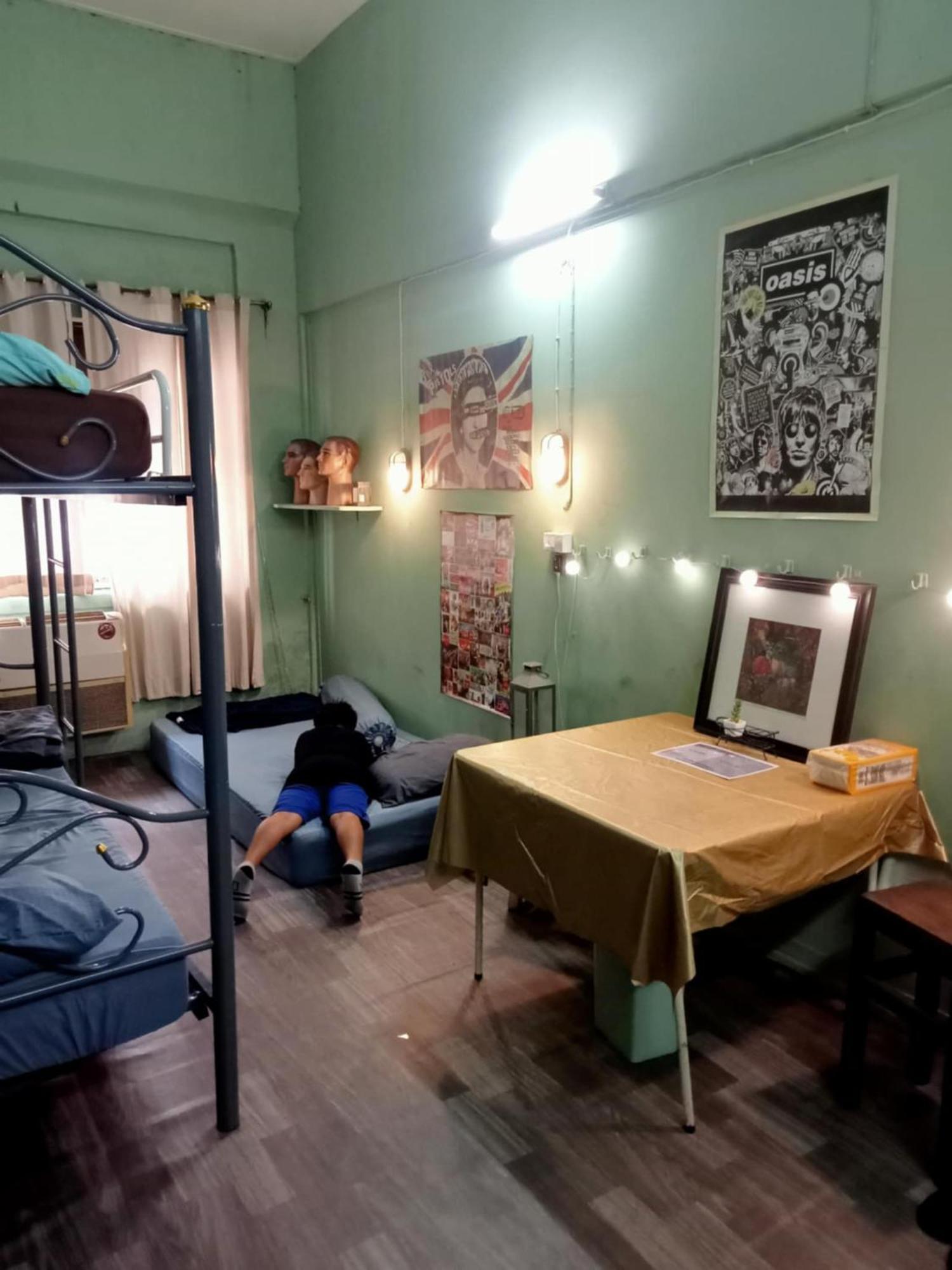 Bang Lumphu House&Bistro Apartment Bangkok Luaran gambar